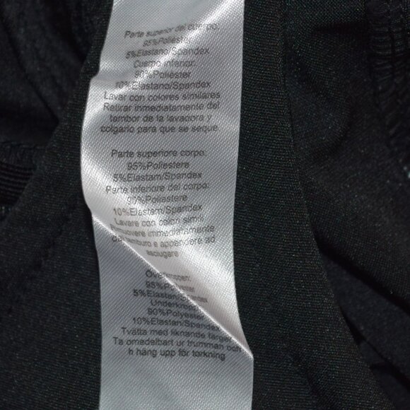 PrettyLittleThing Plus Women's Sz 20 Black Woven Cross Front Underwired Bodysuit - Picture 7 of 7